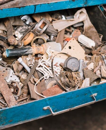 Descaracterização de materiais: segurança e sustentabilidade no processo de descarte