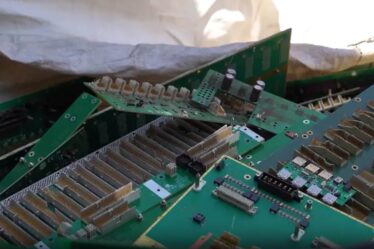 Gestão de e-waste: coleta, descaracterização e destruição de resíduos eletrônicos