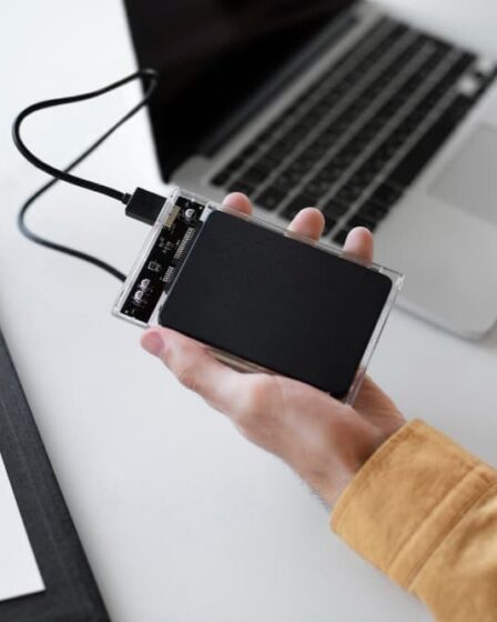 Destruição de HD profissional: como a ColetaTec protege seus dados