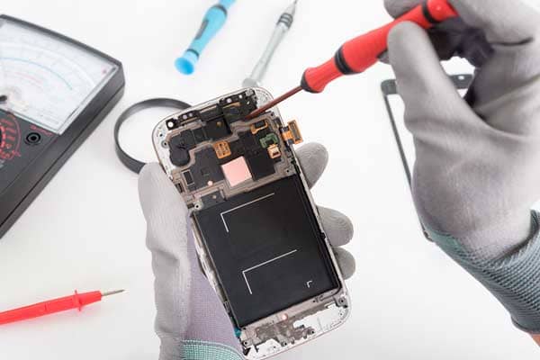 Motivos para adotar a manufatura reversa de equipamentos eletrônicos hoje com a ColetaTec