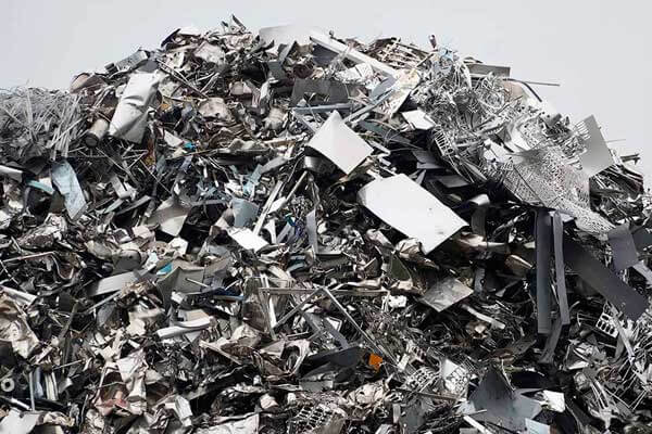 Procurando coleta de sucata mista em geral? Conheça os benefícios do serviço da ColetaTec